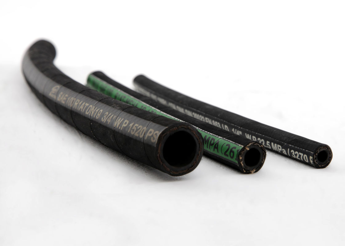 Flexible DIN EN853 1SN Steel Wire Braided Rubber Hose voor biologisch afbreekbare hydraulische olie